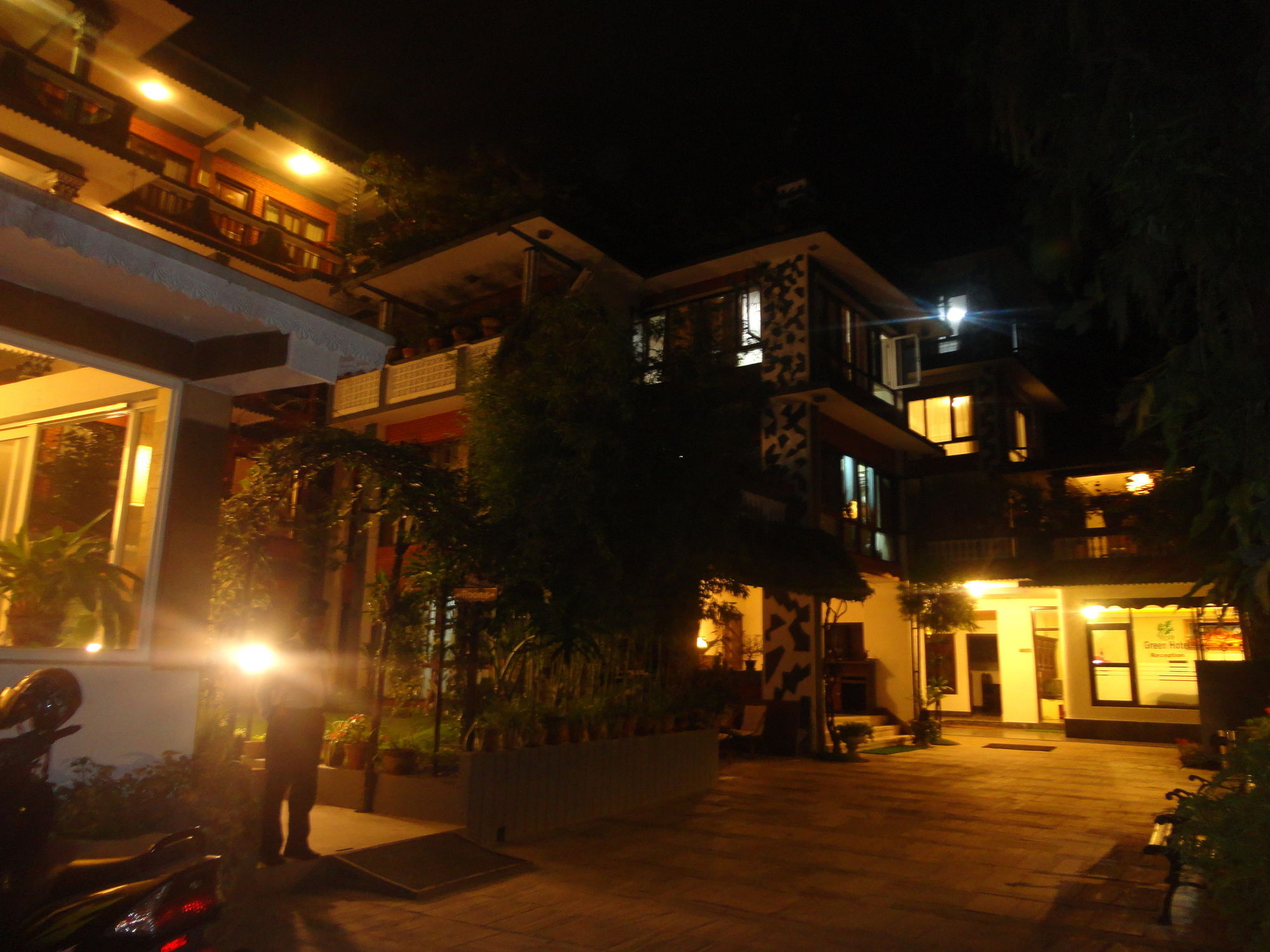 Green Hotel Katmandu Zewnętrze zdjęcie